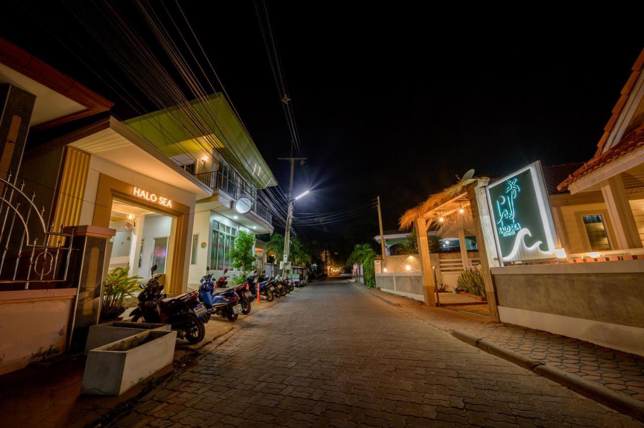 Halo Sea Koh Larn Hotel Pattaya Eksteriør billede